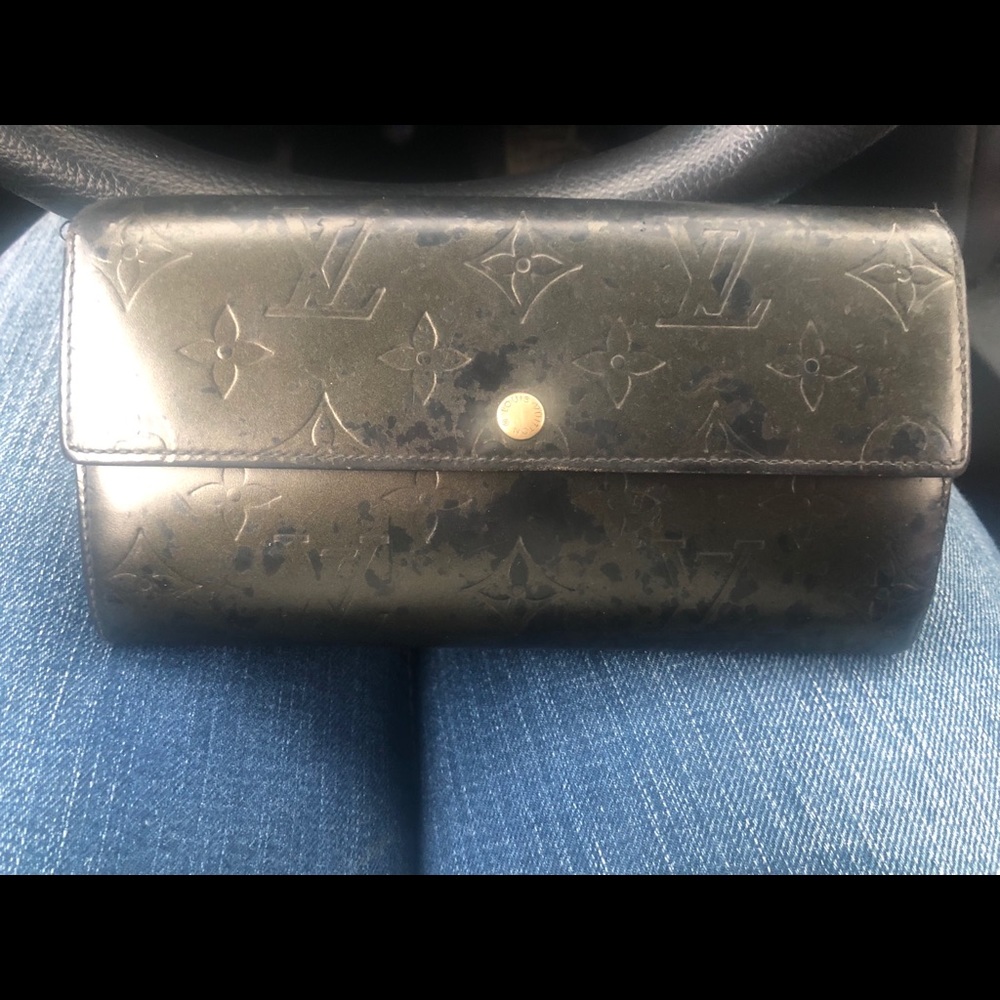 Louis Vuitton Vernis Wallet